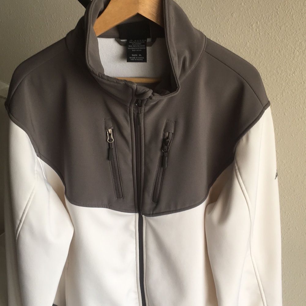 Nwot Snozu Soft Shell Performance Jacket Nwot - image 4